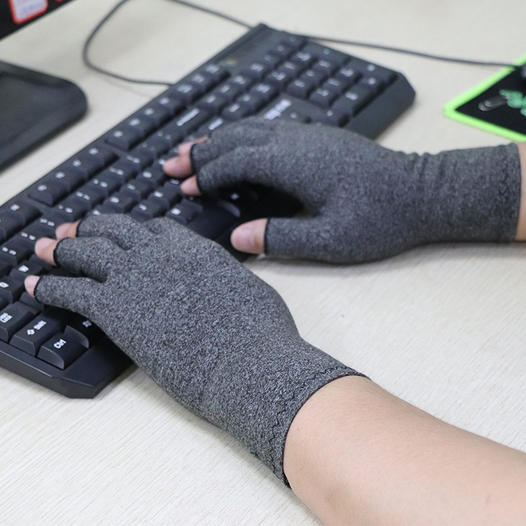 The Orthofit Pain Relief Heat Gloves