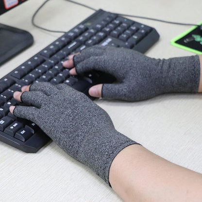 The Orthofit Pain Relief Heat Gloves
