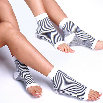 The Orthofit Compressions Pain Relief Ankle Socks